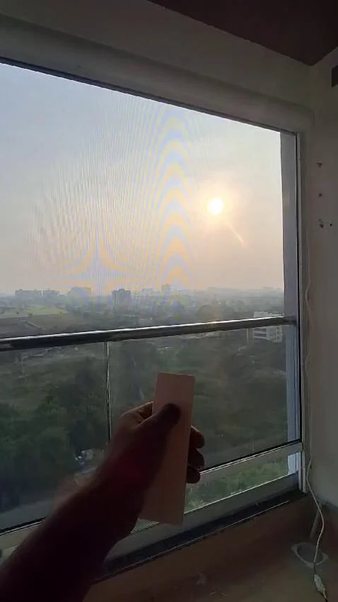 Monsoon blinds demonstration